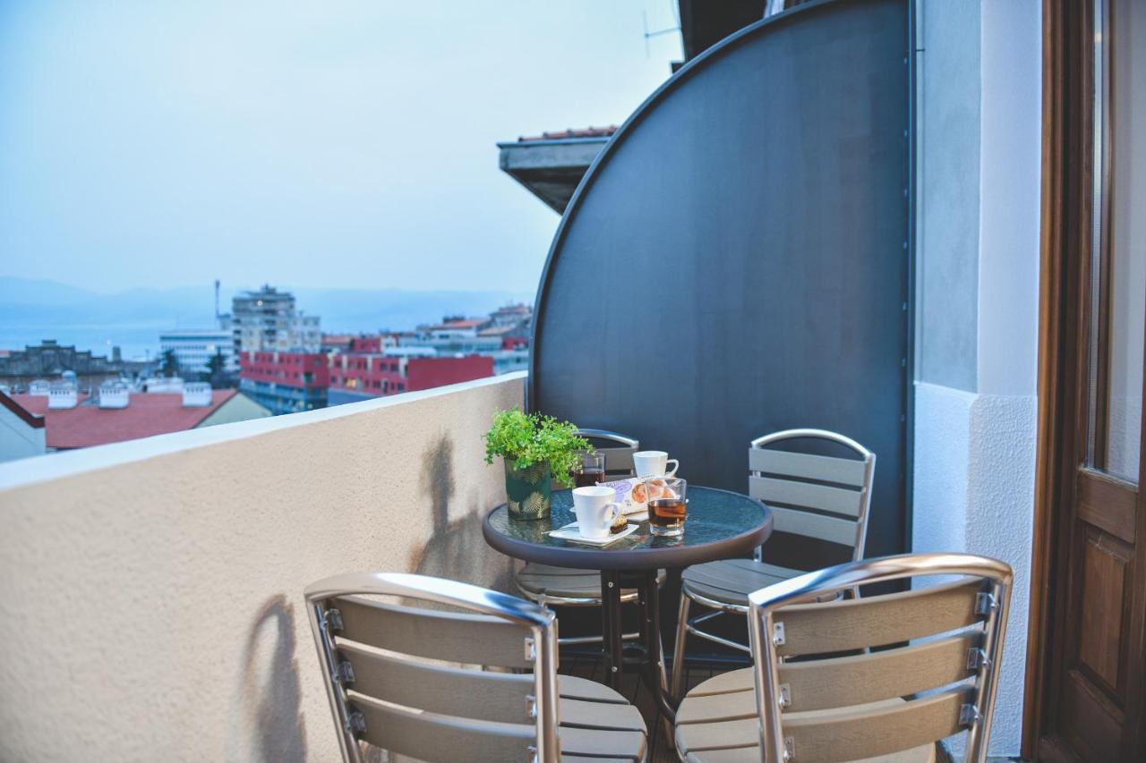 Luxury Antonia In The Centre Apartment